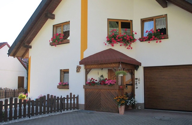 Ferienwohnung Maria, 84qm mit Terrasse, 2 Schlafzimmer für max. 5 Personen