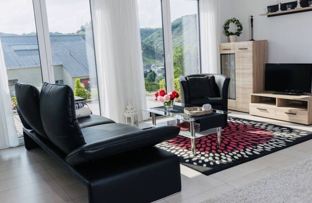 Ferienwohnung Mosel- und Burgblick, Koblenz-dieblich