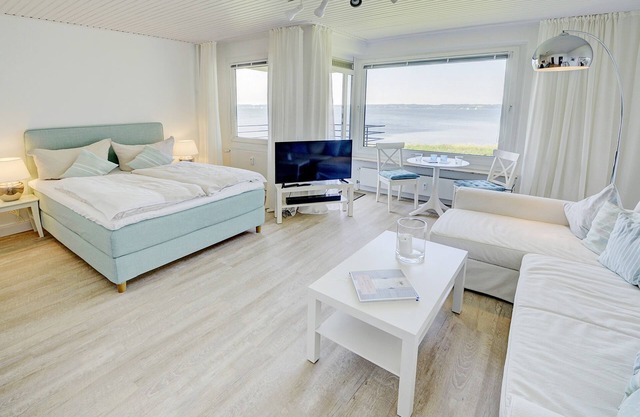 fewo1846 - Fjordview/modern studio apartment with sea view - elevator in the b