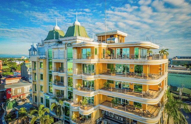 Fields Plaza Condo