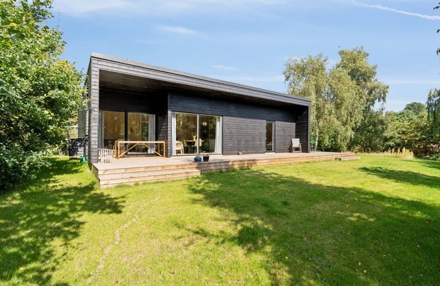"Filip" - 1.2km from the sea by Interhome