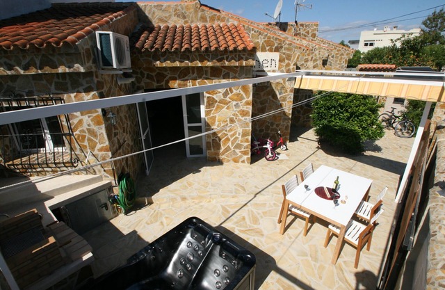 Finca basket, wheelchair accessible, stone villa by the sea.