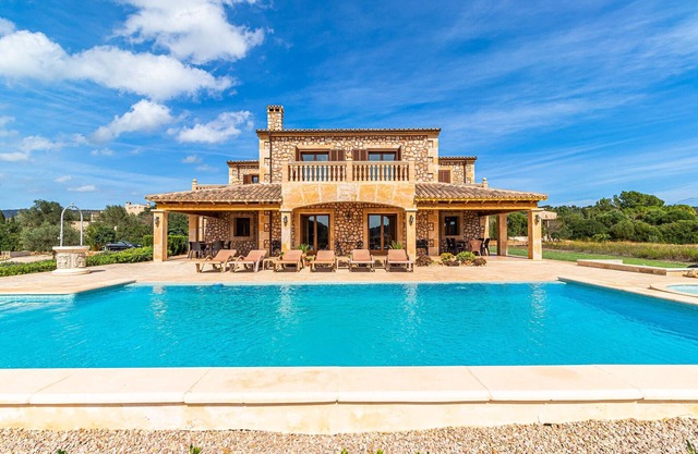 Finca Es Molinet Nou charming vacation house with private pool in Son Carrió, Mallorca