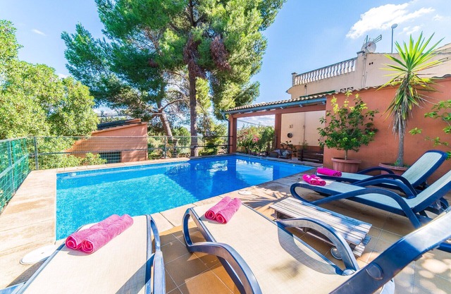 Finca Es Puig Madona with pool in Mallorca