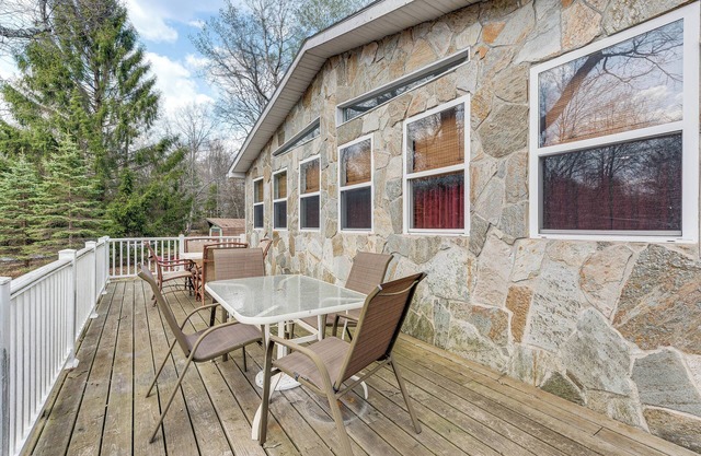 Fire Pit, Gas Grill: Pet-Friendly Blakeslee Home!