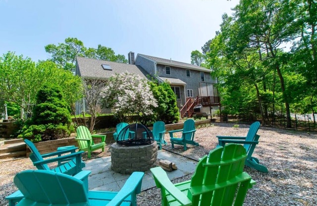 Fire Pit, Walk to Long Pond, Dogs Welcome!