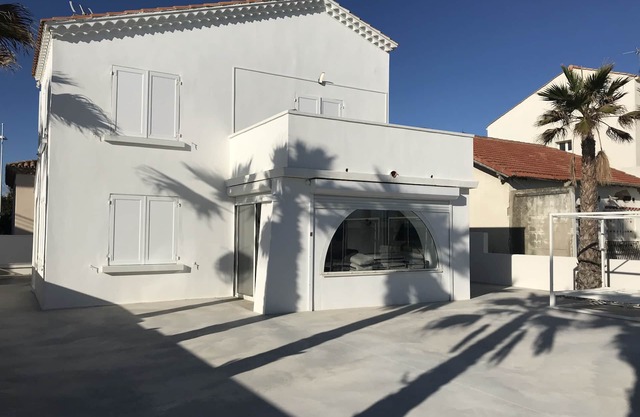 FIRST LINE VILLA