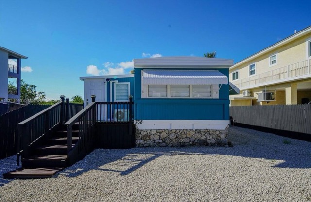 "Fisherman's Dream: 3BR Key Largo Rental with Lagoon & Bay Access"
