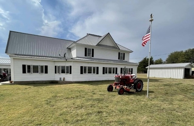 Fishermen, Hunters, Family Getaways, Retreats & More at Spring Creek Cottage