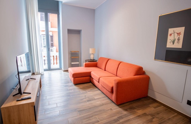 Flat 10 - 2 Bedrooms