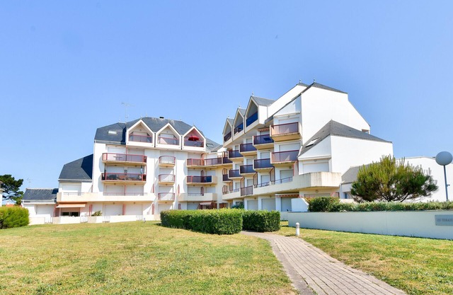 Flat for 4 with sea view and balcony