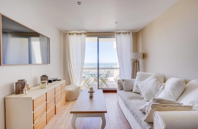 Flat in the port of Arcachon