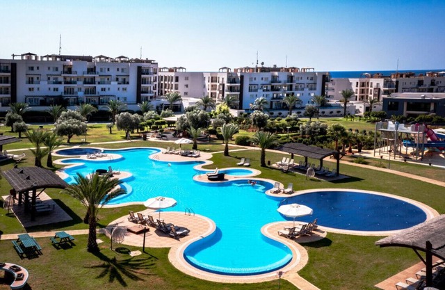 Flat w Shared Pool near Beach in Iskele