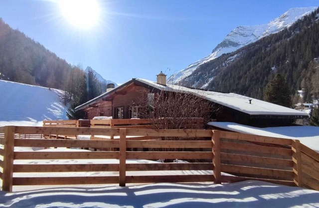 Flat with 9 beds in the ski resort of Zinal Grimentz in Valais (Switzerland)