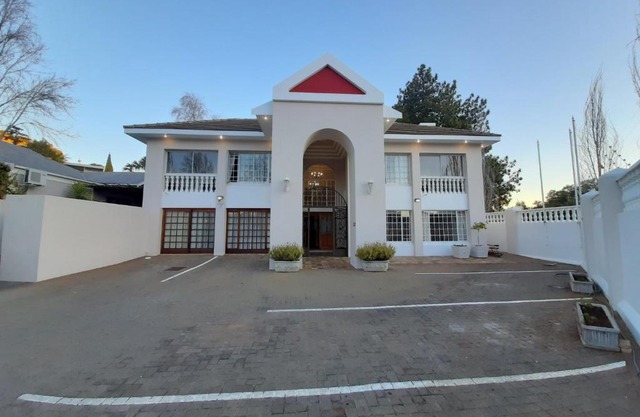 Florentia Guest House