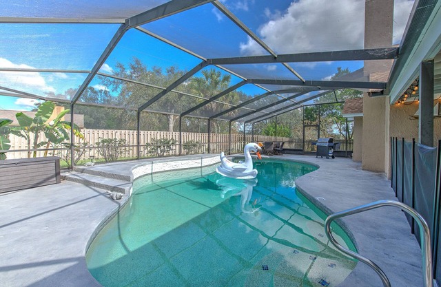Florida Family Paradise | Free Heated Pool!