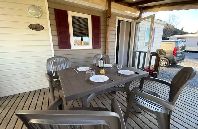 Flower Camping Saint Amand * - Mobile home Comfort 24m2 (4p-2ch) 4 people
