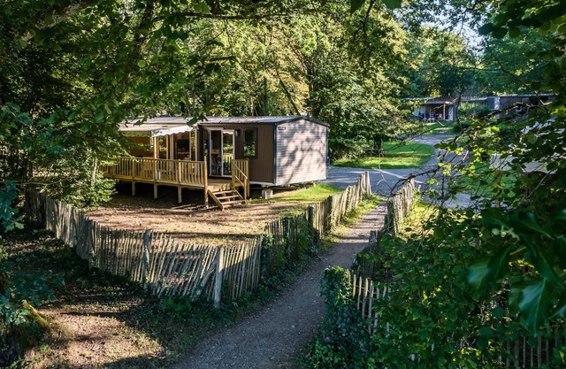 Flower camping de Rouffiac * - Mobil-home Premium Evasion 45m2 (3 bedrooms) + 2 bathrooms + LV + Terrace 15.5m2 6 people