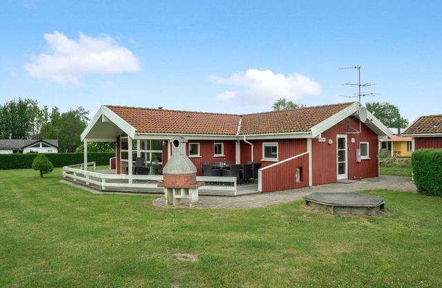 "Folke" - 250m from the sea by Interhome