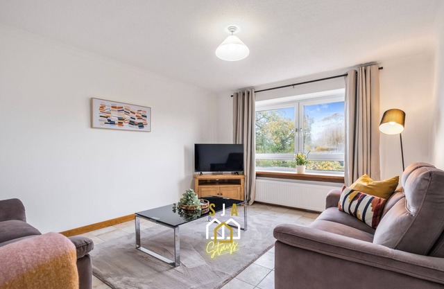 Fonthill Stay - SJA Stays - 3 Bed Apartment