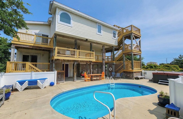 For-C-Sons - Oceanside 5 BR Home w/Private Pool