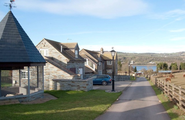Forge Cottage - 28221