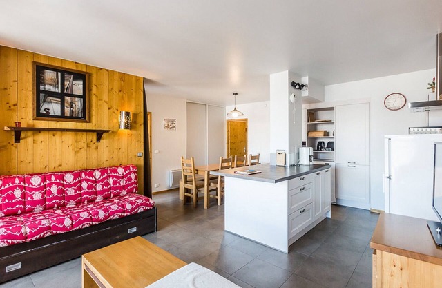 Modern 4-room apartment, 2 terraces, covered parking, ski-in/ski-out