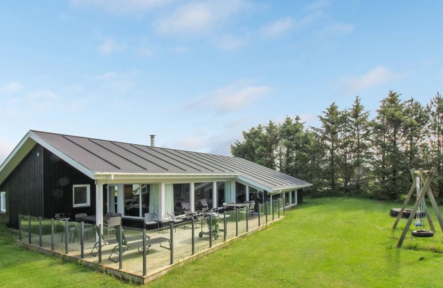 "Franke" - 1.1km from the sea by Interhome
