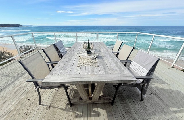 "Freedom on Sunset Strip" Absolute Sea Front Home
