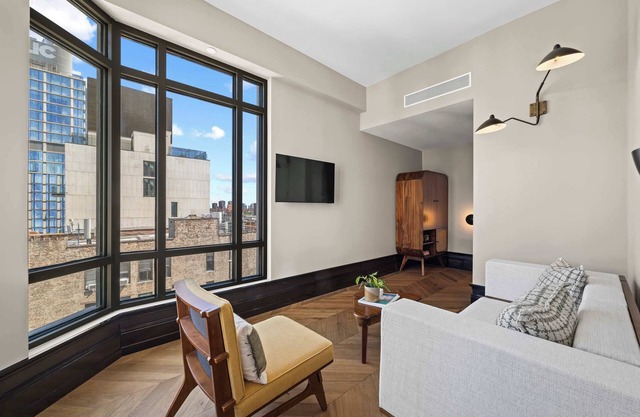 Freeman III by Rove | 1BR Condo w/Shared Amenities