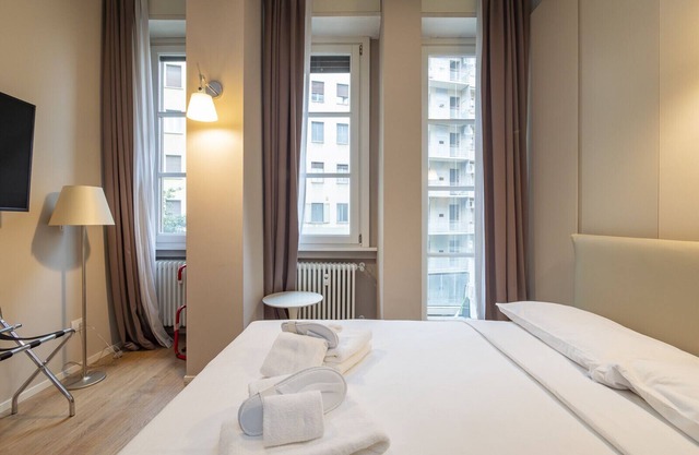 Freguglia G - Large studio suite close to Duomo