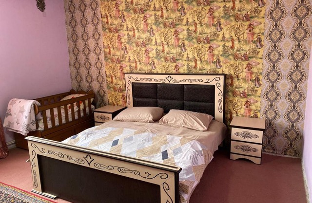 Friend's House rooms near Airport
