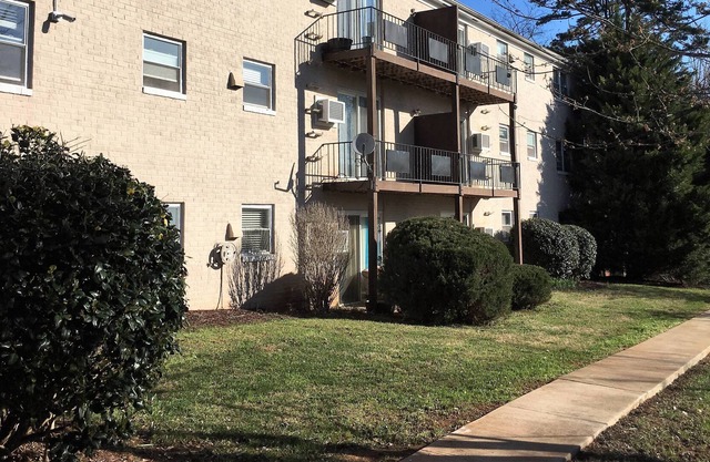 Fully Furnished Apartment for Business or Vacation Travel