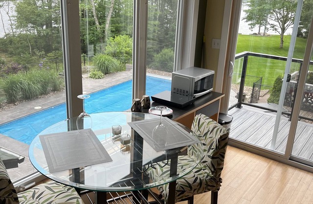 Fully Furnished single, one person occupancy Loft Apartment in Upper Tantallon