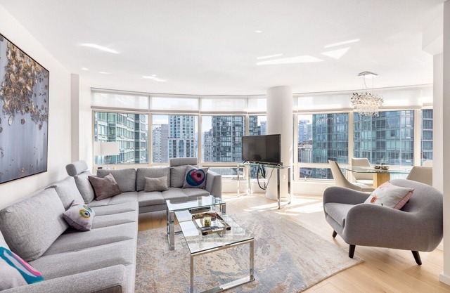 Fully furnished Spacious luxury suite with water & mountain views - Coal Harbour