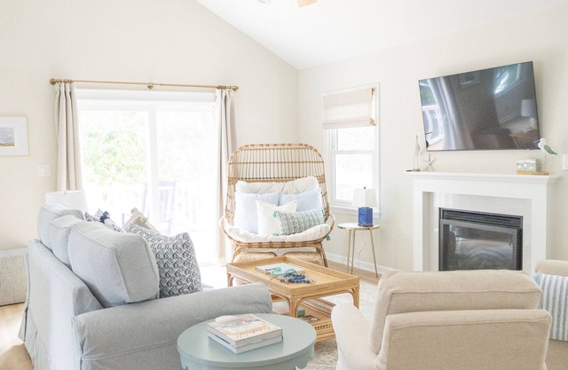 Fully Remodeled, Luxury Retreat in Duck NC