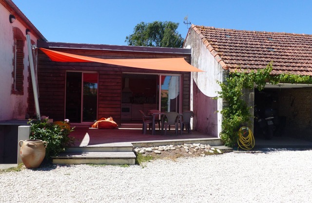 Fully renovated house on large enclosed courtyard near the sea.