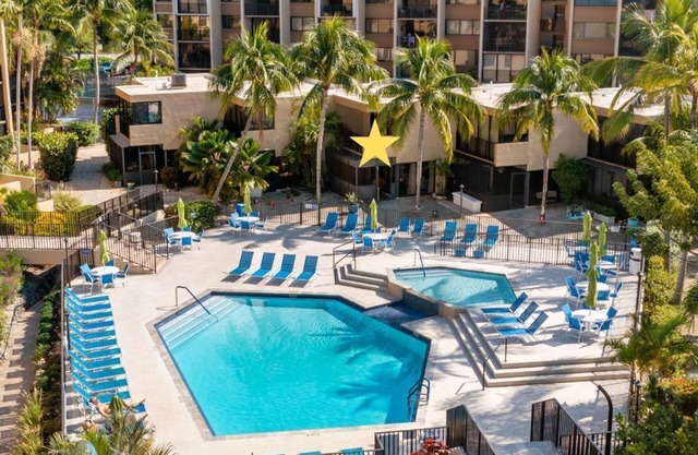Fun the Keys! Pool, Marina, Clubhouse, Fishing & more!