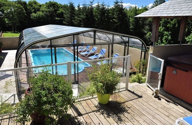Gîte à Lopéau 8 personnes avec piscine/spa, proche mer, activités touristiques