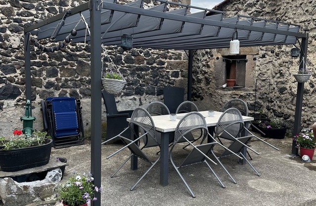 Gîte de la Bichonette Accessible en Fauteuils. Animaux de Compagnie Acceptés