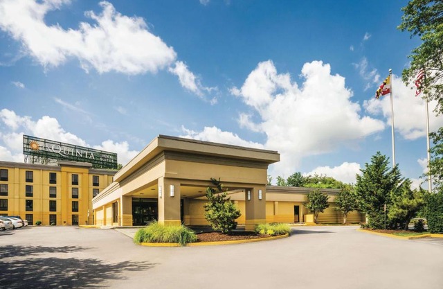 Garner Hotel Glen Burnie BWI Airport Area by IHG