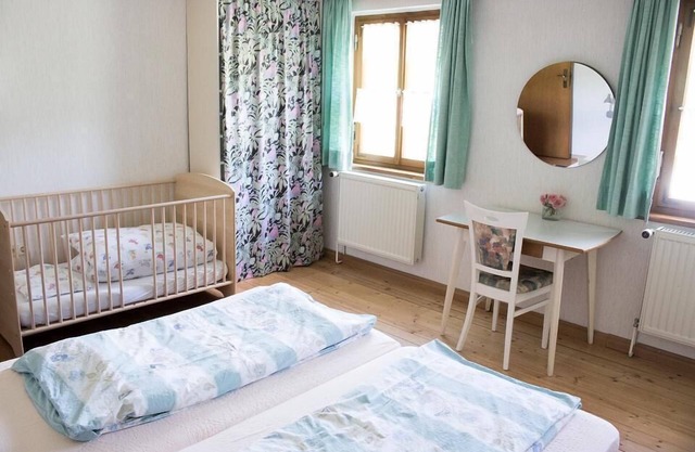 Gemütliche 85qm Ferienwohnung mit kostenfreiem WLAN und Parken