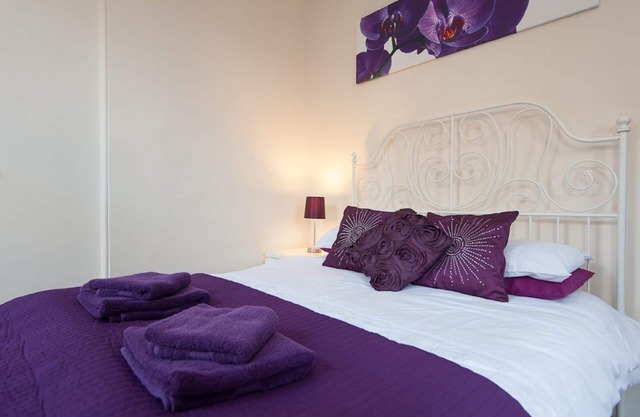 Genuine City Centre Apartment (Bread St)