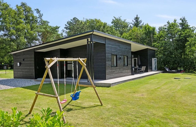 "Gertraude" - 800m from the sea by Interhome