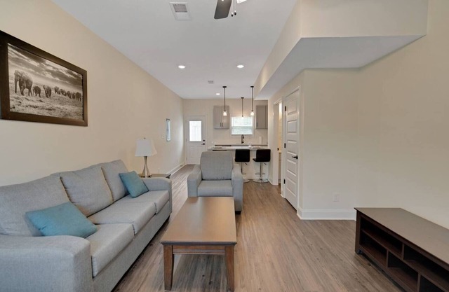 Get comfortable and enjoy 2 bedroom with 2.5 bathroom at this spacious unit