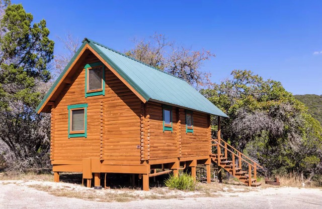 Getaway Cabin: Texas Hill Country Resort/w Pool