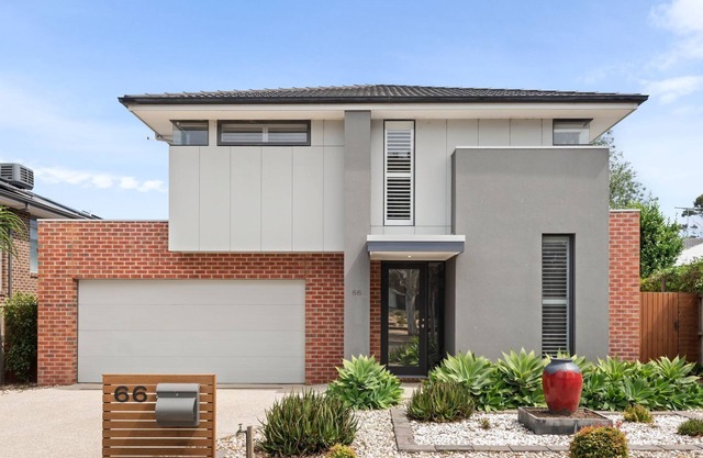 Getaway on the Rise - Stylish and spacious indoor/outdoor entertainment.