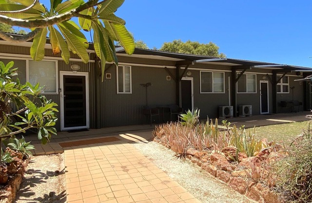 Getaway Villas Unit 38-1 - comfort on a budget
