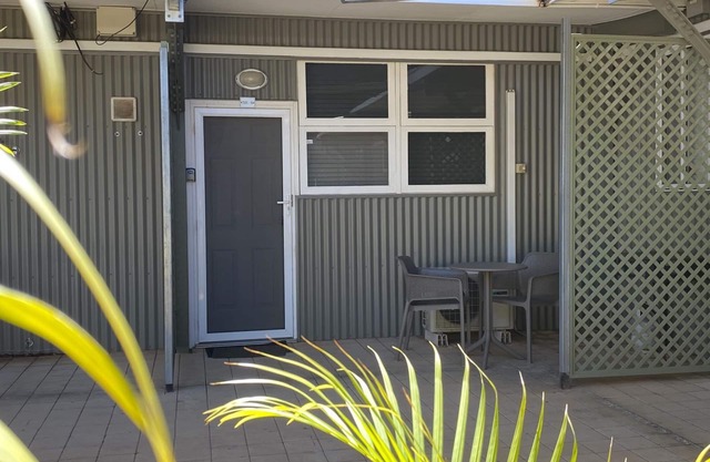 Getaway Villas Unit 38-4 - comfort on a budget