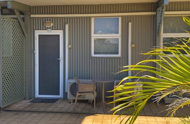 Getaway Villas Unit 38-5 - comfort on a budget